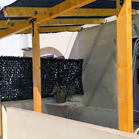 η αρμενόπετρα Lägenhet Yerolimin